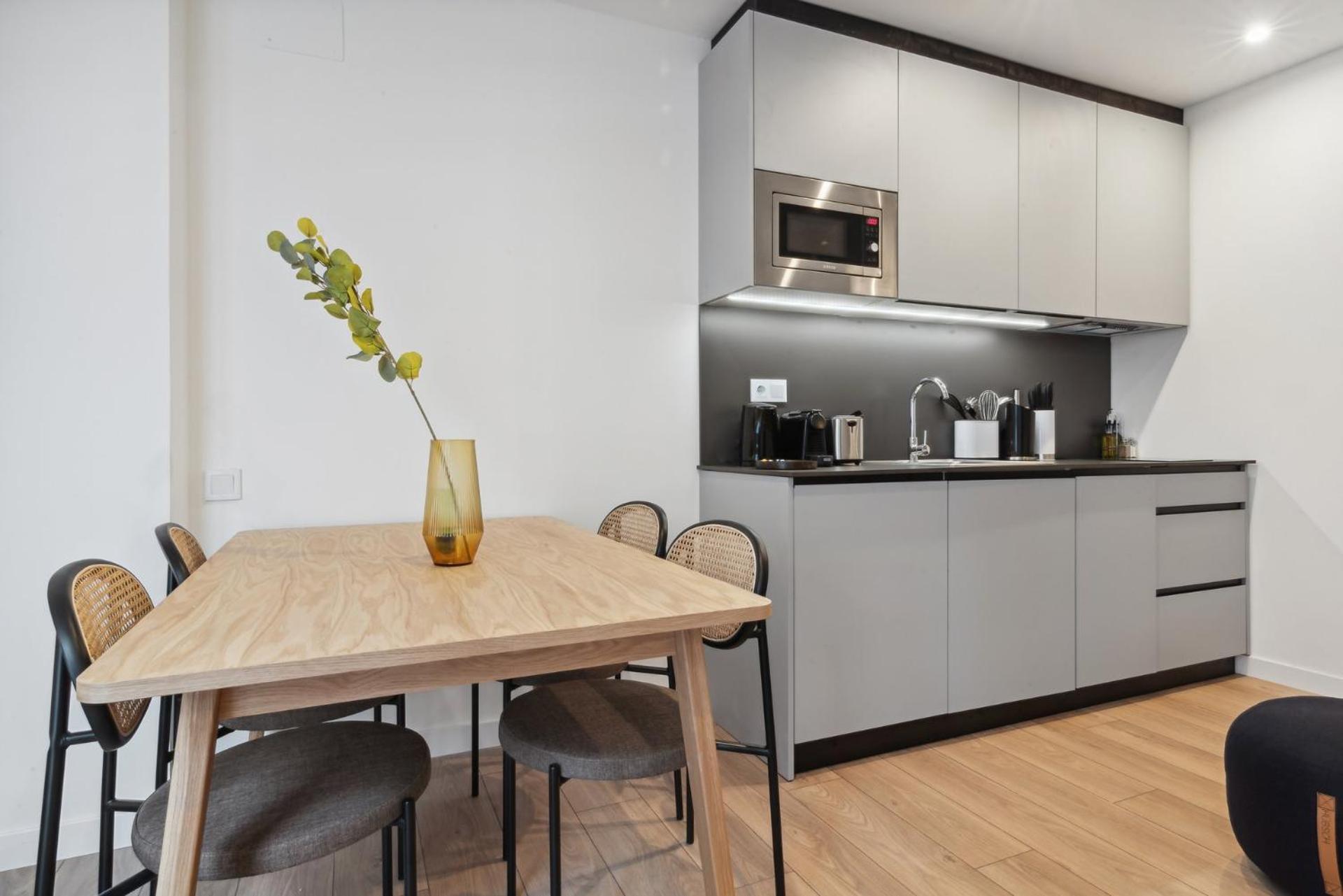 Limehome Valencia Carrer Del Pare Palau I Quer Room photo
